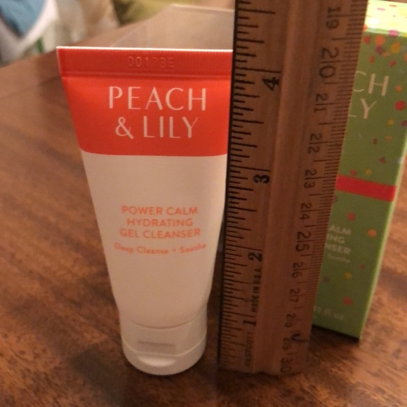 NIB 2-piece skin care travel/try it set - Picture 14 of 16